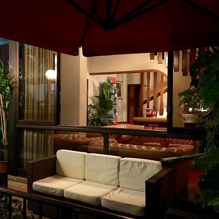 Meuble Lariana Hotel Белариа-Игеа Марина Екстериор снимка