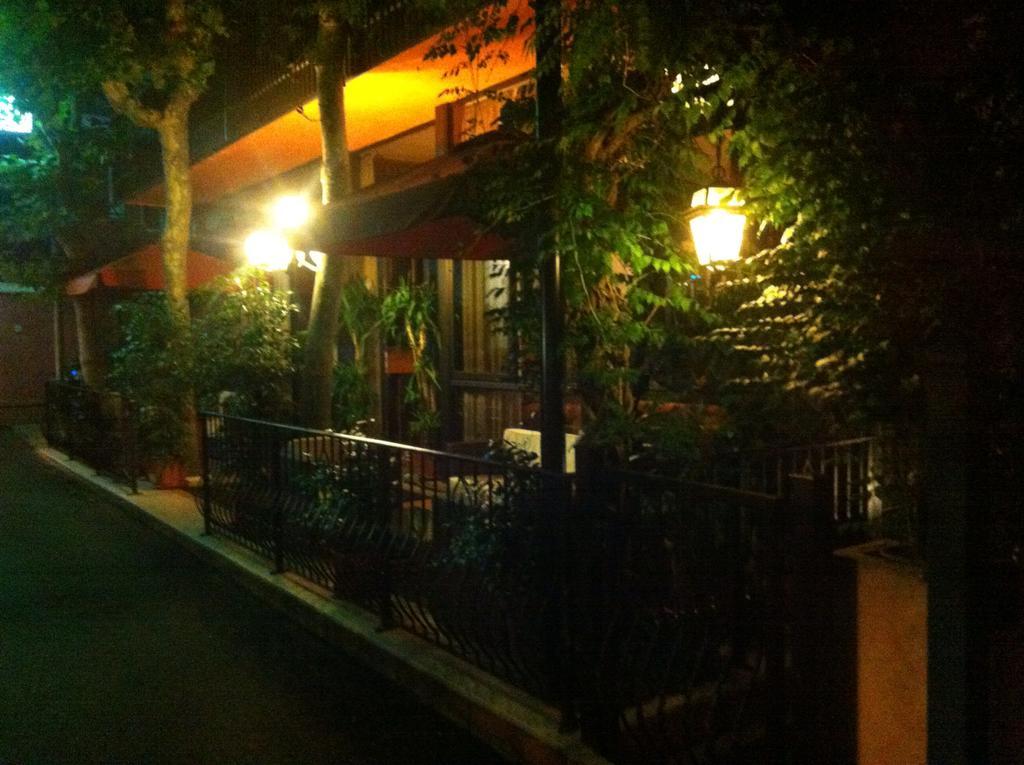 Meuble Lariana Hotel Белариа-Игеа Марина Екстериор снимка